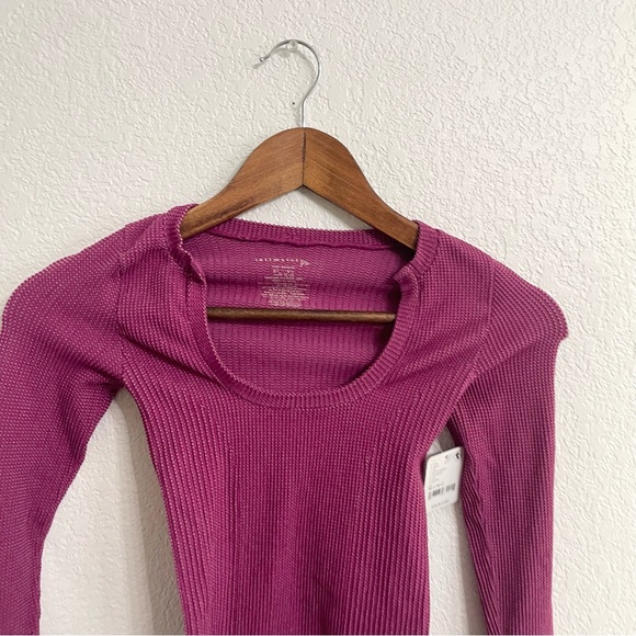NWT Free People Womens Shirt Clean Slate Seamless Boysenberry Size Medium Large - Picture 4 of 10